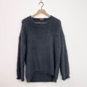 POL Fuzzy Eyelash Sweater Distressed Back Gray Size Small